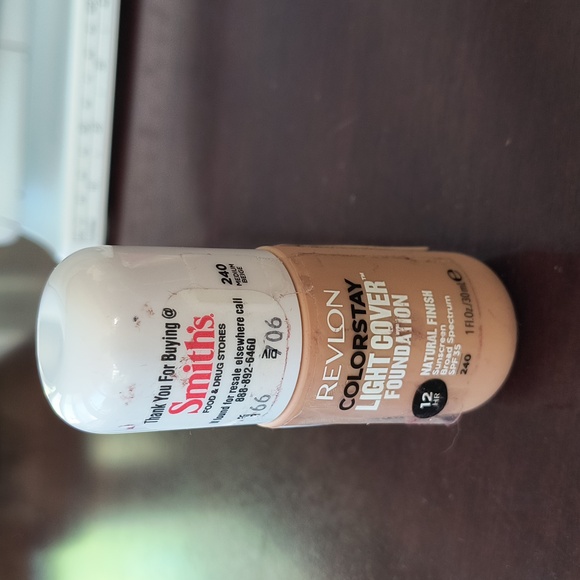 Bundle of makeup - Picture 6 of 8